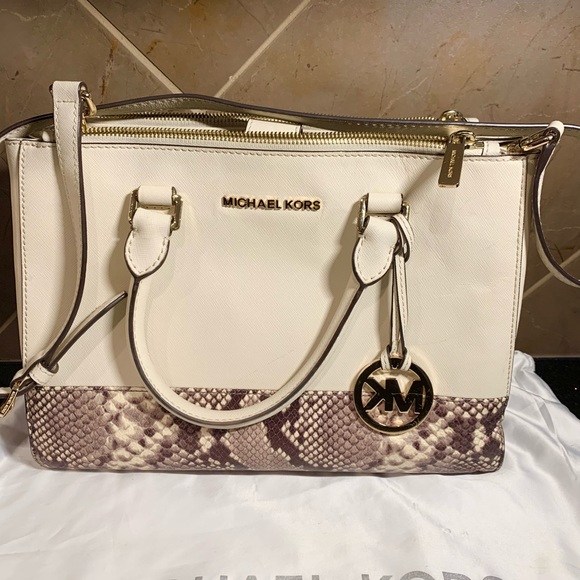 Brand new Michael Kors hand bag - Picture 5 of 5